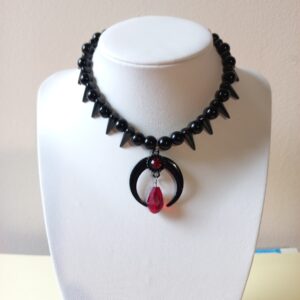 Omen choker