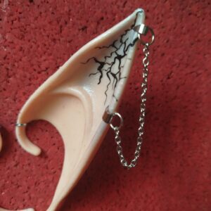 Violence Tünde fül