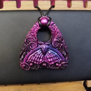 Ouija nyaklánc – Magenta Moly