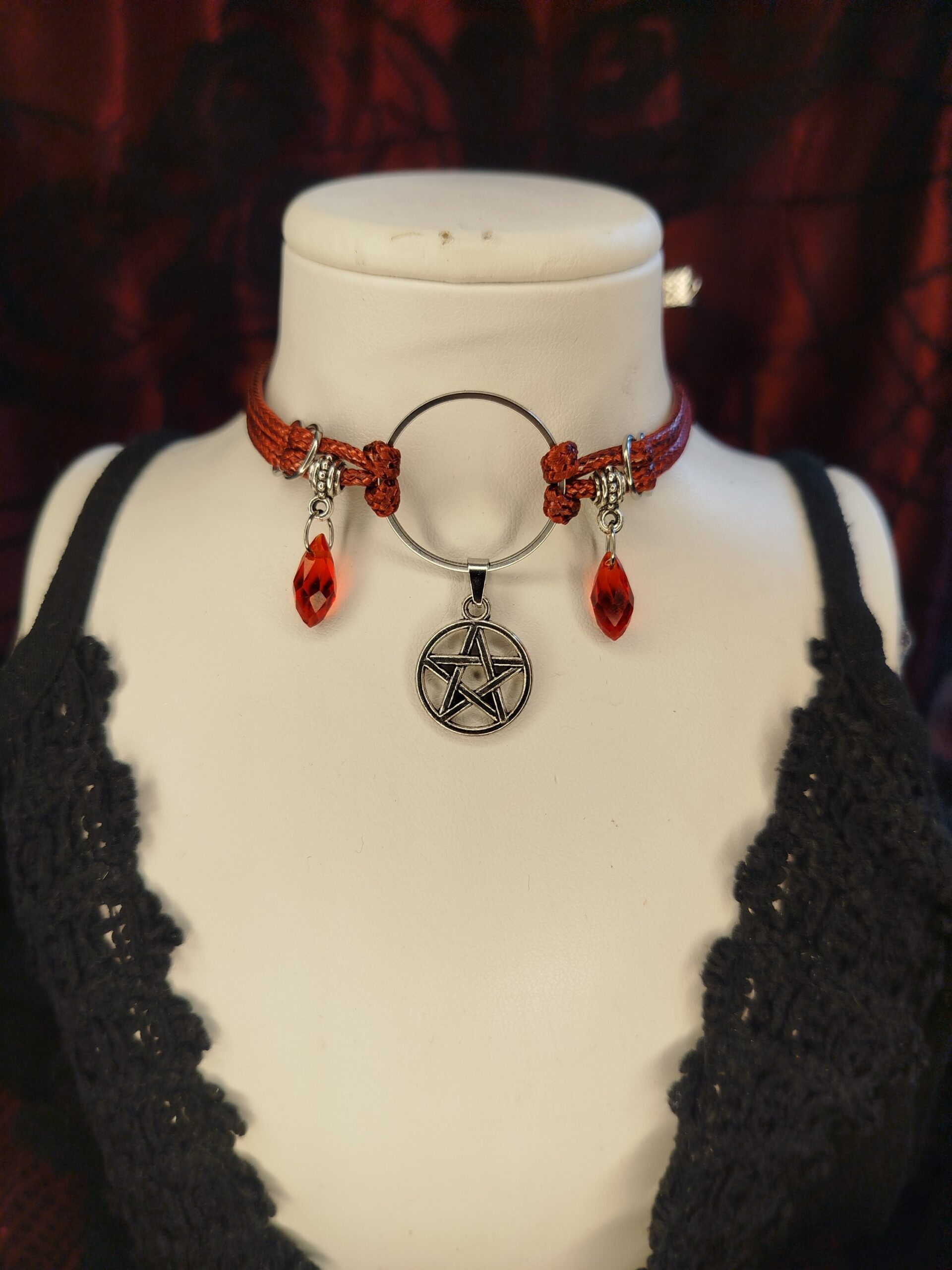Crimson Witch Nemesacél műbőr choker és nyaklánc egyben - Image 2