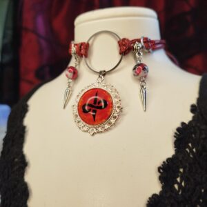 Dracona Nemesacél műbőr choker és nyaklánc egyben